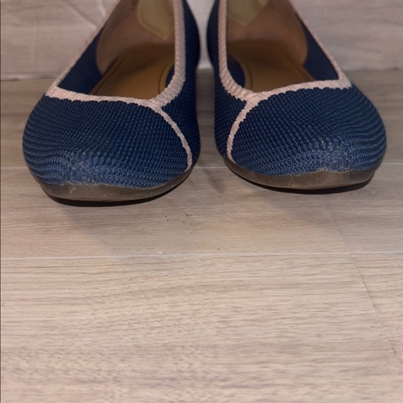 Vionic Dahlia Blue & Pink Knit Pointed Toe Ballet Flats - Picture 2 of 7